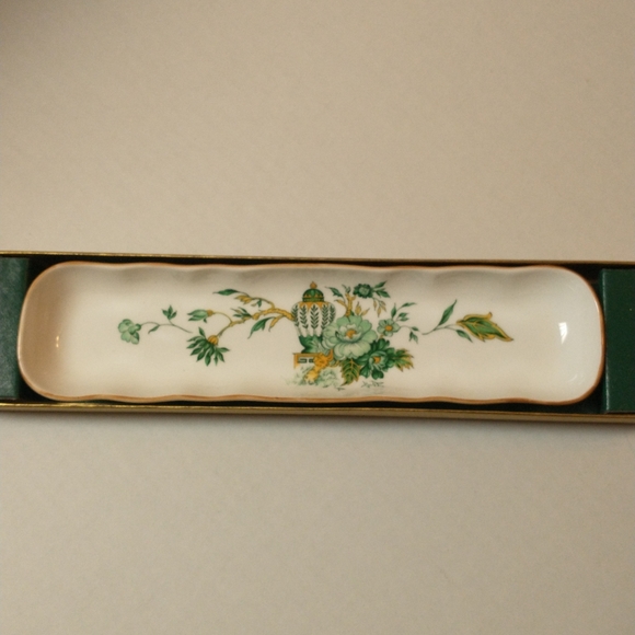 Vintage Floral Jewelry Small pagoda Tray Dish in original box - Picture 1 of 8